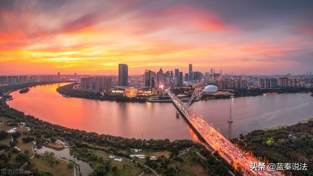 沈阳房产买卖律师(沈阳法院判决：谁委托拆除房屋，谁承担责任！蓝秦律师胜诉)