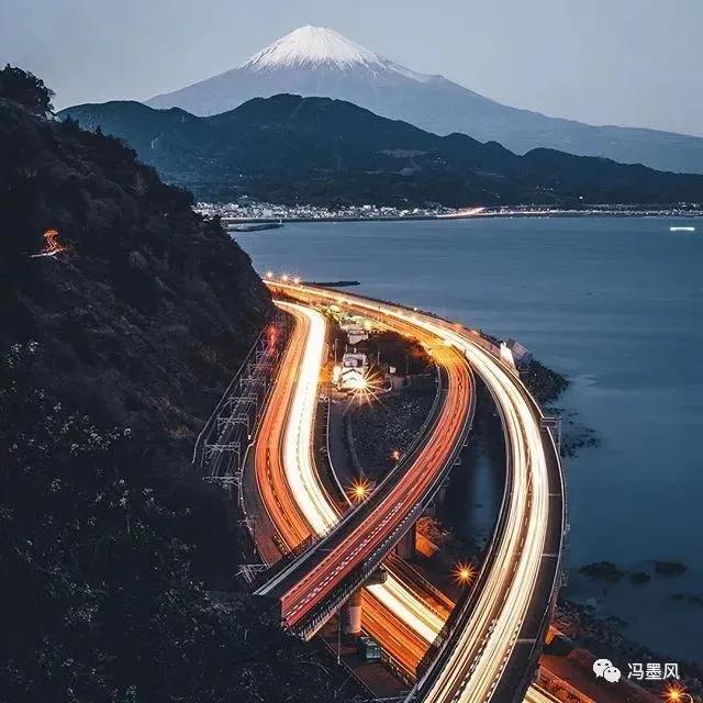 暗黑风格(五一扫街如何提升高级感？试试这个万能暗黑色调「内附调色教程」)