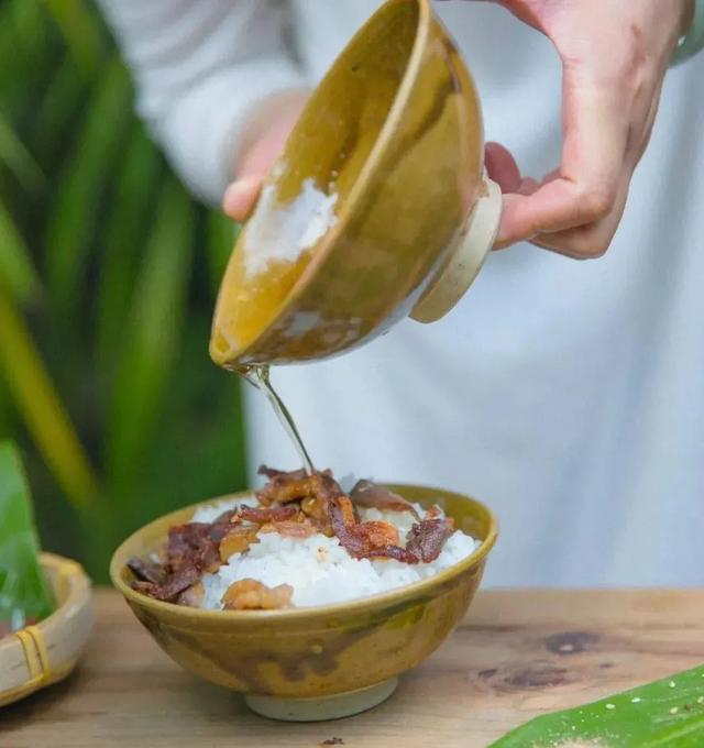 自热米饭加工设备(自热米饭江湖中，它才是终极王者)