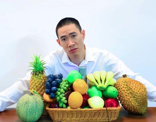公司的英语单词怎么写(一个公司，一个领袖，一种声音)