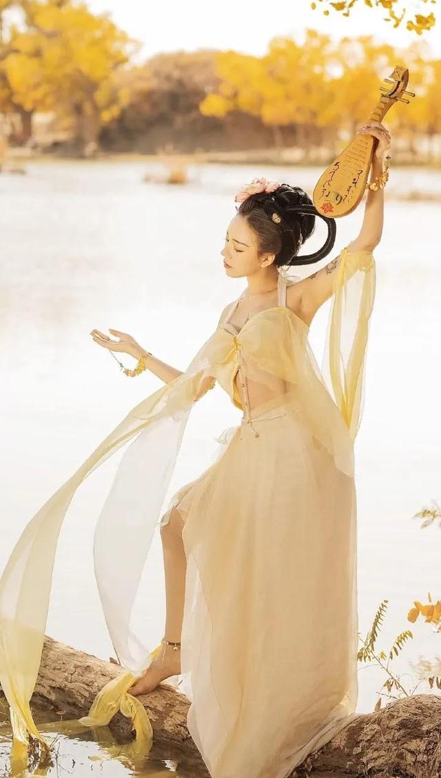 适合女生手机壁纸古风(高清壁纸，绝美古风美女艳绝古今)