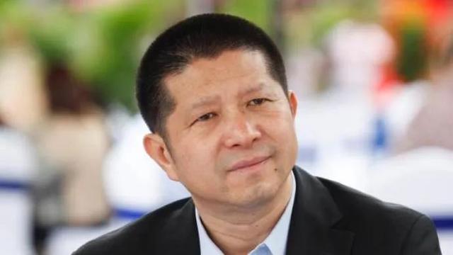 裘新简历(裘新同志任复旦大学党委常务副书记)