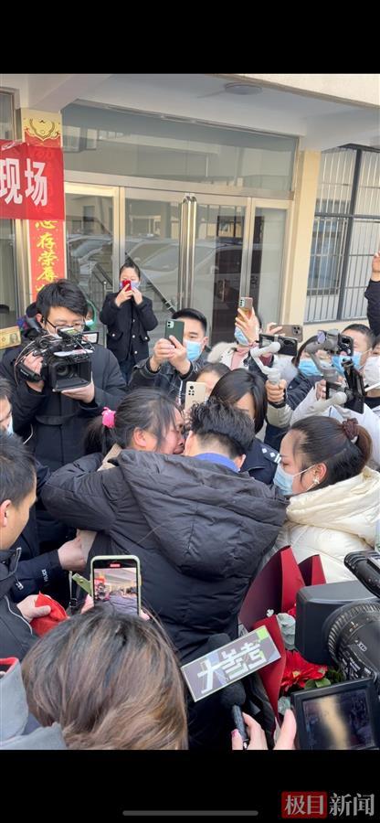 能看到自己家的地图(最好的新年礼：男子手绘老家地图寻亲成功，33年后母亲再拥福娃儿入怀)