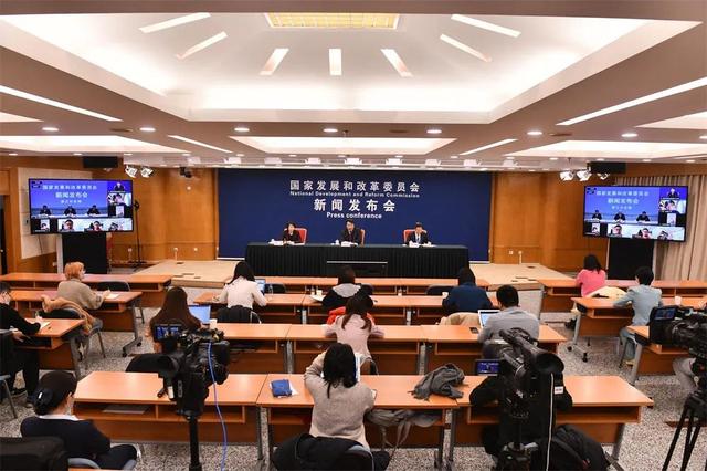 杭州大学生创业补贴政策2022(浙江放大招！大学生贷款创业若失败，10万以下由政府代偿！借钱可以不还？真相解读来了)