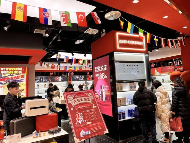 新零售店铺(洋码头集中发力新零售全新生态版图，全国首家高端商业零售店亮相重庆)