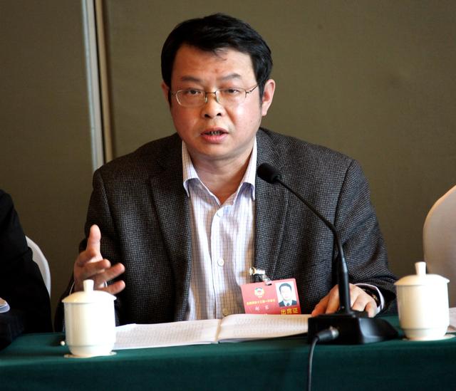 比例怎么算比如1:5(全国政协委员郑军：建议出台公办幼儿园教职工编制国家标准)