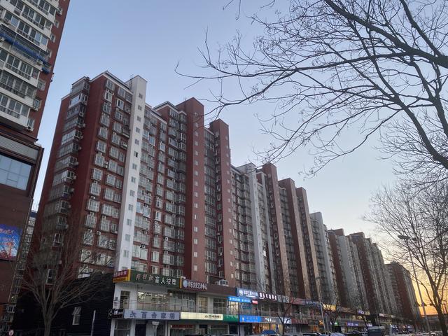 北京小商品批发市场大全哪最便宜(北京顺义城区二手房市场低温运行，部分小区半年单价降1万)