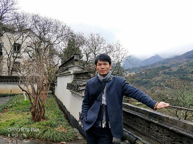 126邮箱申请免费注册邮箱地址怎么填(获评文旅部优秀志愿者！温雄辉：为山区儿童播下书法艺术种子)
