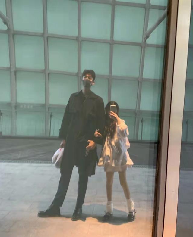 一家人群聊名称大全温馨(超甜高颜值CP来了！沙头街道单身交友群成了5对情侣)