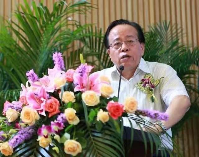 专家推荐意见(我为省党代会出点子·专家谈丨他们提了哪些意见建议？点进来看)