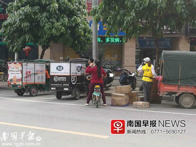 快递送货上门规定2019(快递新规5月1日起正式实施 快递必须送货上门)