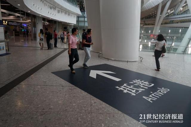 坐高铁提前多久到车站取票(广深港高铁全线贯通，乘车注意事项、交通接驳攻略一文全掌握)