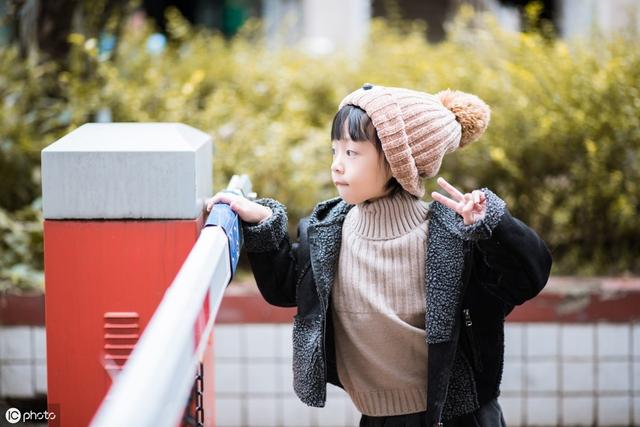 男 网购衣服 关键词(「时尚」怎么给娃买衣服，试试搜这10个关键词)