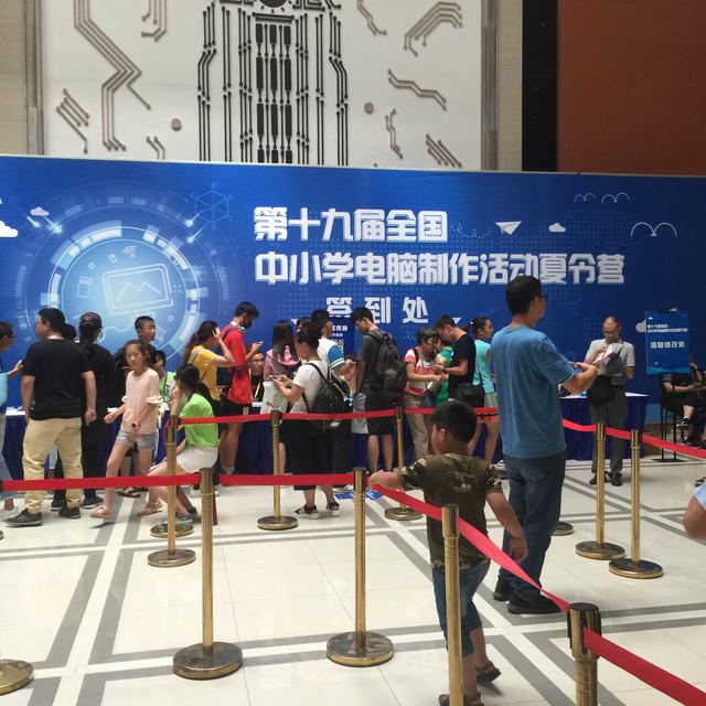 什么是创客课程(创客教育为什么受到方方面面的青睐？为什么成为红火的培训课程？)