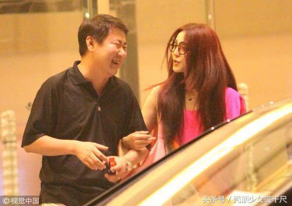 范冰冰经纪人被放了吗(范冰冰经纪人穆晓光被曝离婚 称长期在大陆工作无法维持婚姻关系)