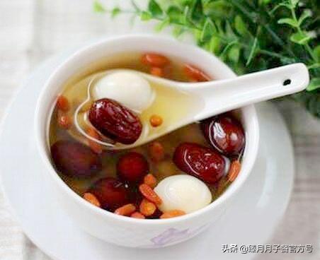 小月子怎么才能减肥(小月子可以吃什么减肥还丰胸，附上小月子餐食谱)