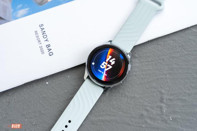 ooneplus(OnePlus Watch评测：高端质感，全新运动健康体验)