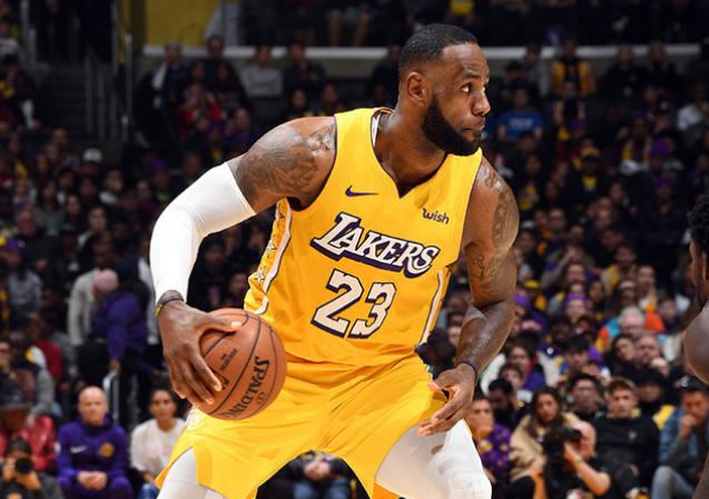 nba圣诞大战2019(伦纳德35+12詹皇致命失误 湖人圣诞大战憾负快船)