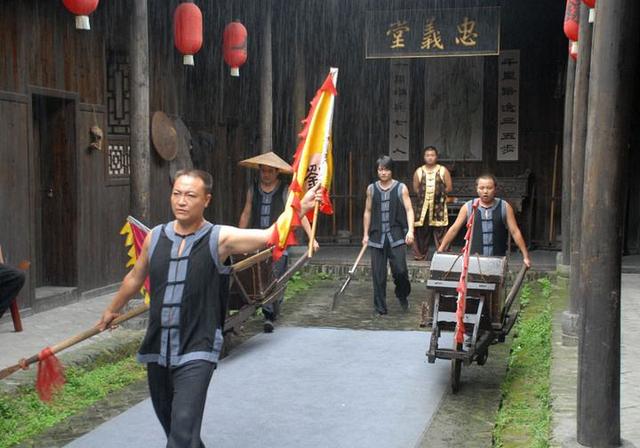 晚上兼职代驾需要什么条件(代驾司机需要什么条件？很多人走入一个误区，看完这些你就懂了)