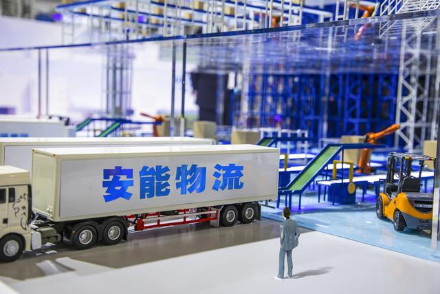 安能物流怎么样 可靠吗(营收不敌顺丰一半，安能物流何以撑起“港股快运第一股”？)