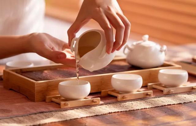 不懂茶叶能开茶叶店吗(不懂花、不会画、不焚香，还可以学习茶道吗？)