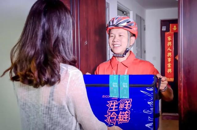 京东大件物流需要几天(乡镇购买大件运输比生孩子难？京东快递24小时就送到家)