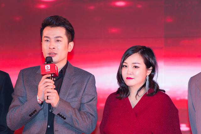 家族式网红名字怎么取(快手“去家族化”，辛巴炮轰平台不公：花20亿只换来100万播放量)