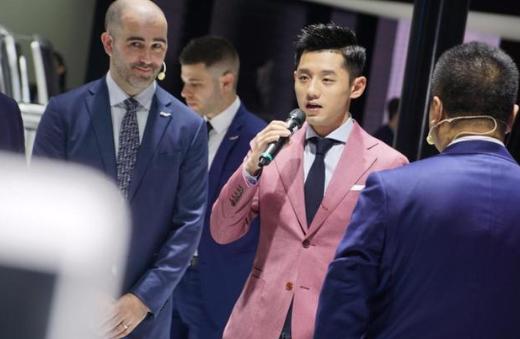 张继科现在做什么工作(一箭三雕！刘国梁不愧是boss 张继科不退役仍领工资原因曝光)