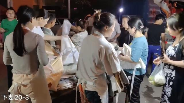 摆地摊销售技巧(李姐分享地摊创业经验：新手摆地摊“八不要”)