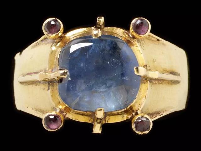 medieval(欧洲珠宝史——中世纪时期 | Medieval（1200-1500）)