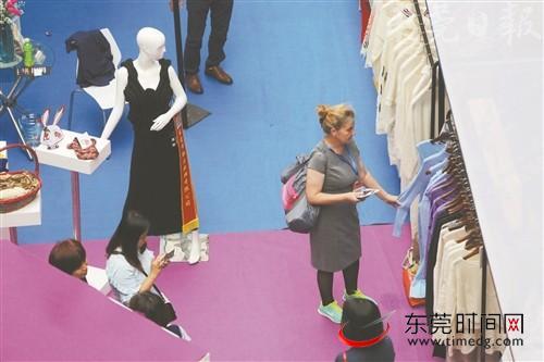 东莞大朗毛织批发市场哪个好(大朗巷头：不产一根羊毛的中国毛织第一村)