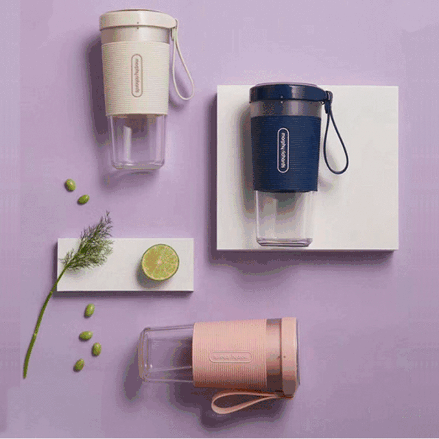 摩飞榨汁杯充电(摩飞榨汁杯升级了！无线充电 续航15杯 10秒榨汁 5秒清洗)