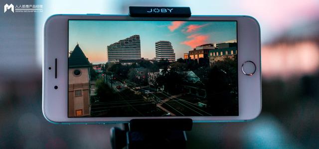 快手怎么开游戏直播全屏(为什么短视频应用都是全屏单列？)