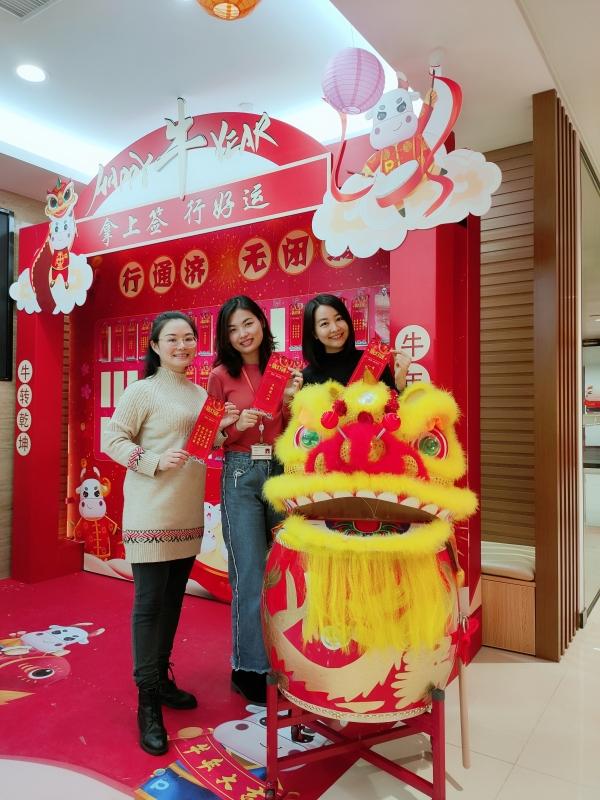 行通济无闭翳(“通济桥”搬进了办公室：职场“行通济、无闭翳”)