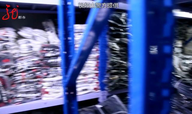 一折品牌折扣店(“清仓大甩卖”，“奢侈品牌都一折”，听着很诱人，真相挺气人)