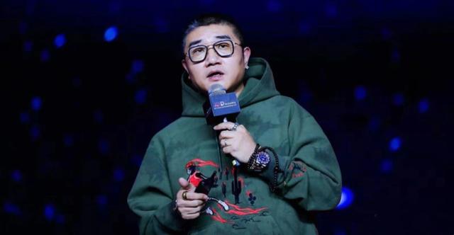 京东掌门人徐雷是将门之后吗(京东徐雷和辛利军的履历，像极了阿里的张勇和王磊)
