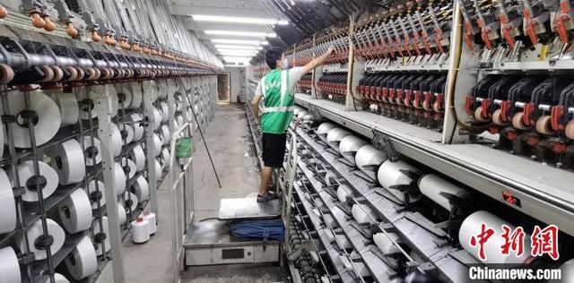 汽车饰品大全批发市场在哪里(河北蠡县：“汽车饰品”畅销海外 电商助“小产业”成“大市场”)