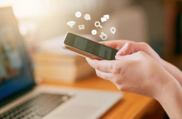 微信访客记录怎么删除(微信后台反复读取用户相册？手把手教你关闭应用权限)