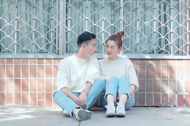 情侣一年是什么阶段(谈恋爱也有阶段，你知道你现在处于哪个阶段吗？点进来看看)