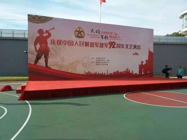 上海做什么赚钱(什么工作在上海比较好赚钱，看我的行业，让你二年月入30万不是梦)