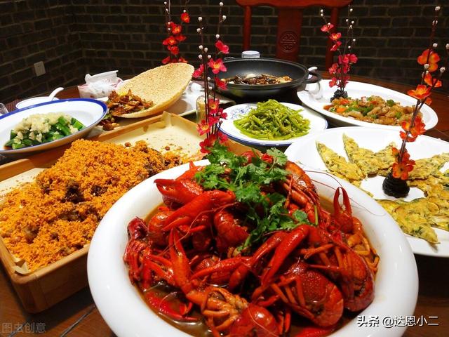 吸引人的店铺名字大全三个字(吉祥、寓意兴旺的店铺名字大全​​丨达恩小二丨起名推荐)