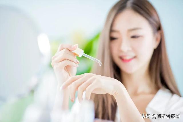大牌美白产品哪个好(15款美白精华口碑报告：1000块的修丽可、SK-II还不如200多块的它？)