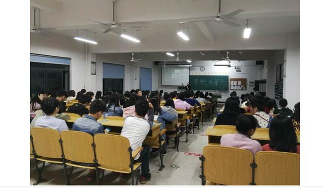 什么工作比较轻松自由不要学历(适合低学历学习的五大技术，就业前景好，不读大学的同学可以参考)