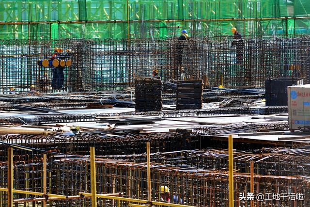 在工地门口卖什么东西最赚钱(2021年工地上最吃香的工种是哪些？工友们速度了解)