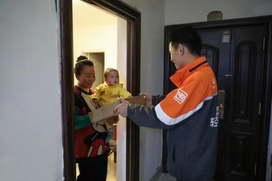 申通快递派件中一般多久送到(首单9分钟送达，申通快递双十一派送正式开启！申通快递全网“预售极速达”服务的包裹数量增长项目近100%)
