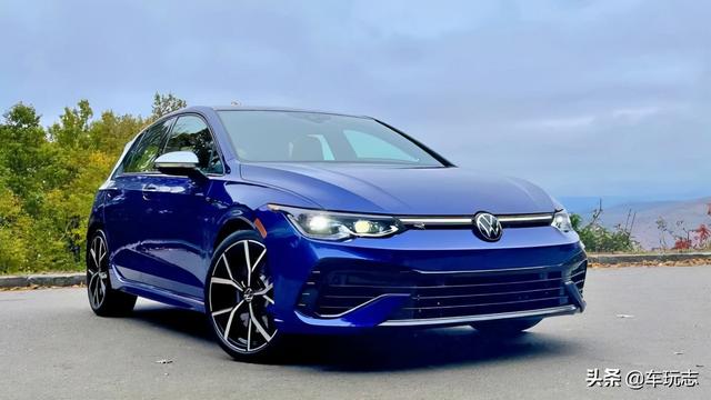 高尔夫gti2022款报价及图片(试驾重新设计的2022款大众高尔夫GTI和顶级版R)