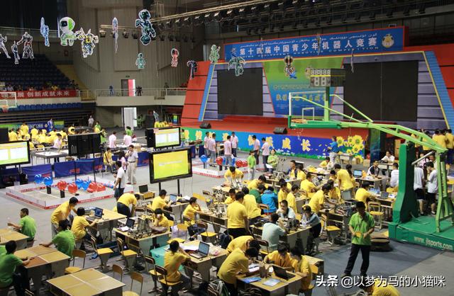未来十大热门专业(2021高考十大“热门工科专业”，就业率高，未来发展前景也很好)