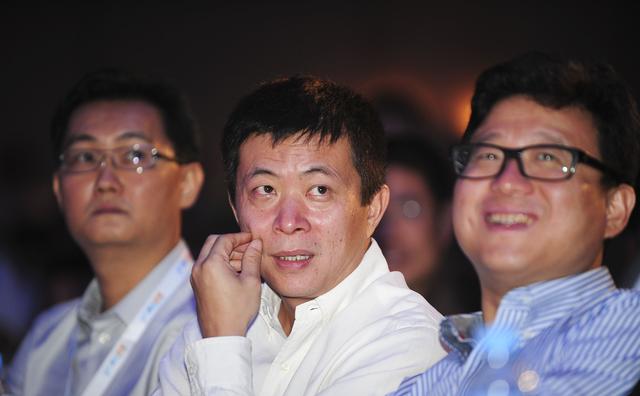 马化腾女儿在香港那里读过书(第一代互联网大佬集体步入50岁：退居幕后，低调做人)