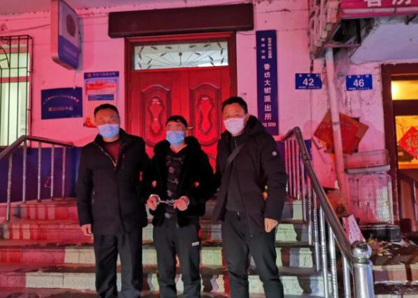 用什么软件能收到附近的招嫖信息(“附近的人”可以提供特殊“服务”？小心“网络招嫖”陷阱！)