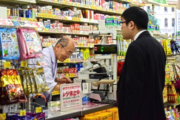 日本化妆品推荐知乎(中看不中用？5个被“包装”迷惑的鸡肋日本护肤品，还不如老国货)